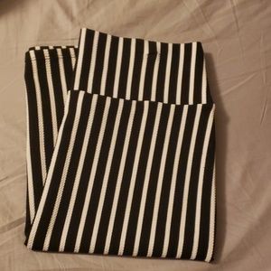 EUC Large LulaRoe Cassie skirt